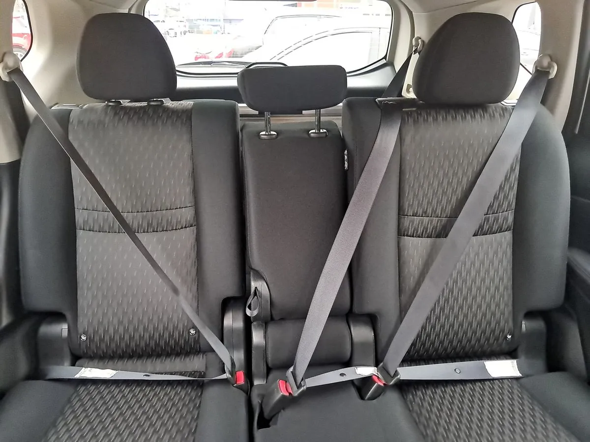 Nissan X-Trail 2.5 Advance Mc 4x2 Cvt At 5p año 2022