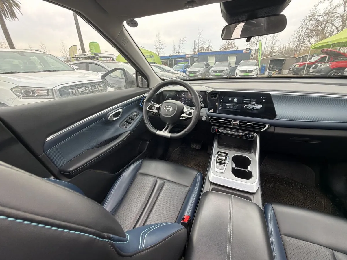 GAC Emzoom 1.5t Gl R-Style 4x2 At 5p año 2025