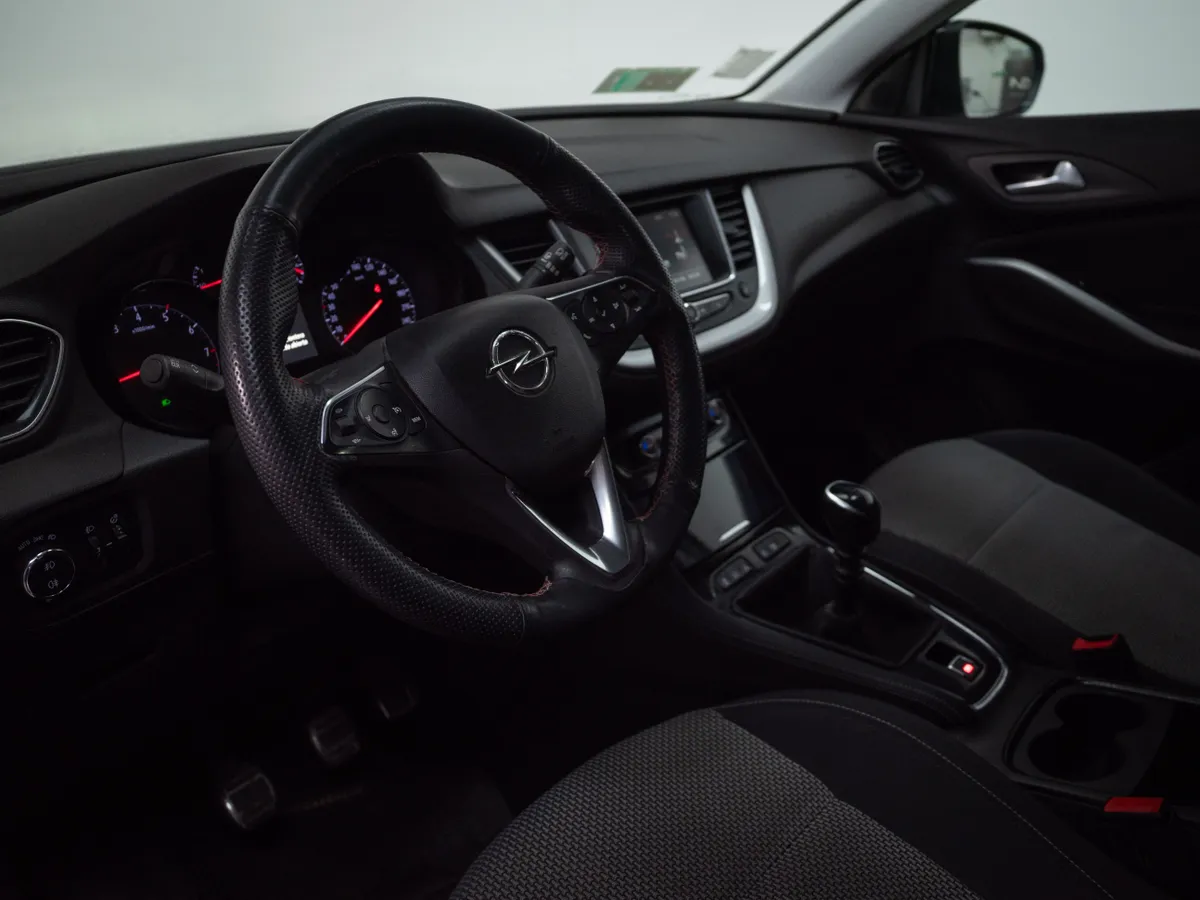 Opel Crossland X 1.2 X Editiont Mt año 2022
