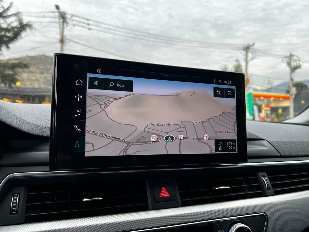 Audi A4 40 Tfsi 2.0t S Line año 2022