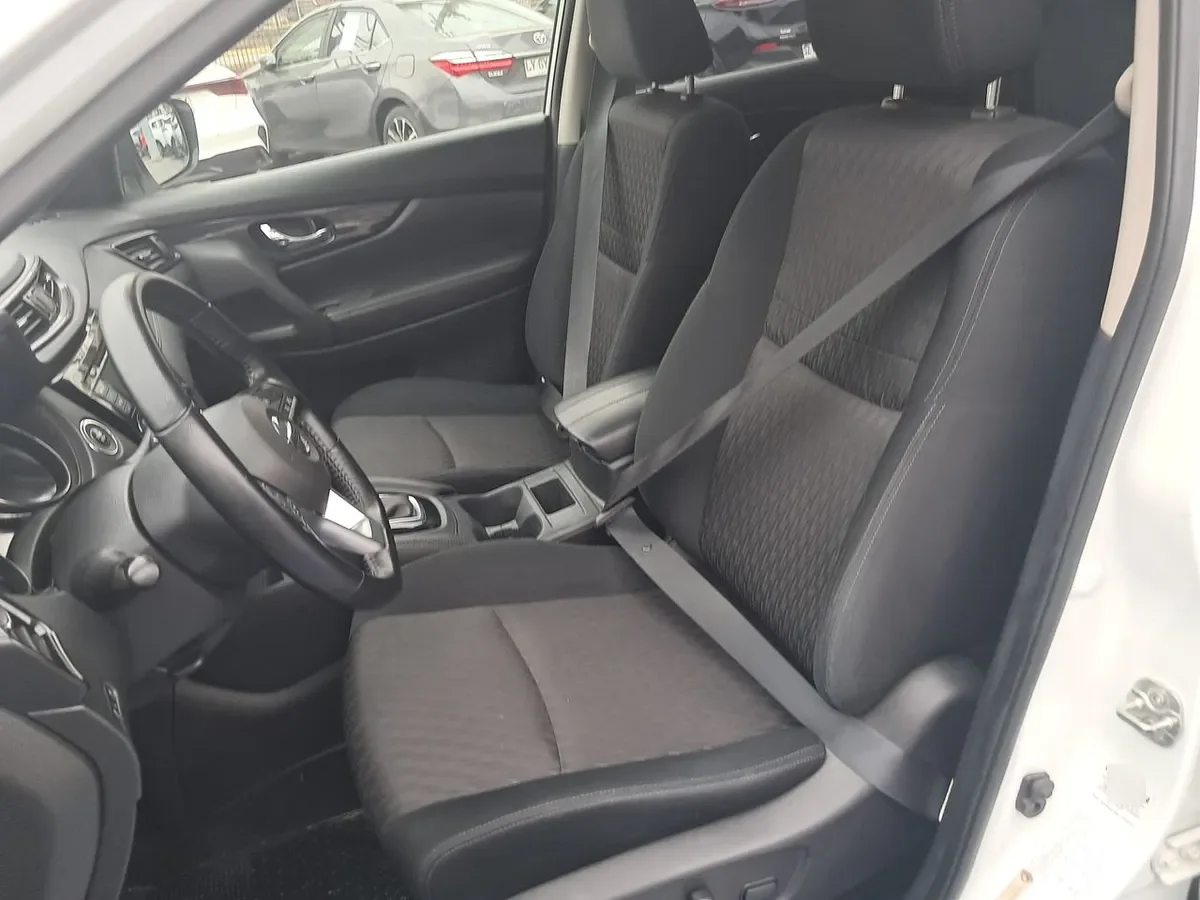 Nissan X-Trail 2.5 Advance Mc 4x2 Cvt At 5p año 2022