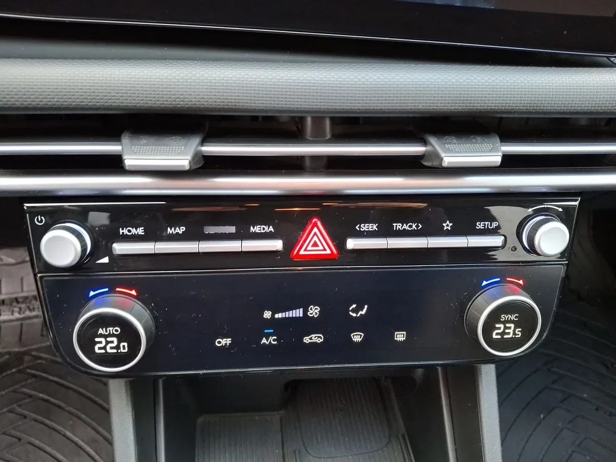 Hyundai Tucson 2.0 Nx4 Plus Fl Diesel 4wd At 5p año 2025