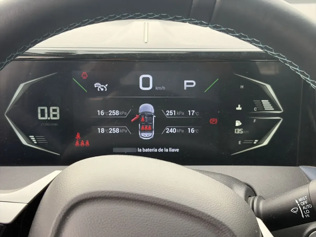 GAC Emzoom 1.5t Gl R-Style 4x2 At 5p año 2025