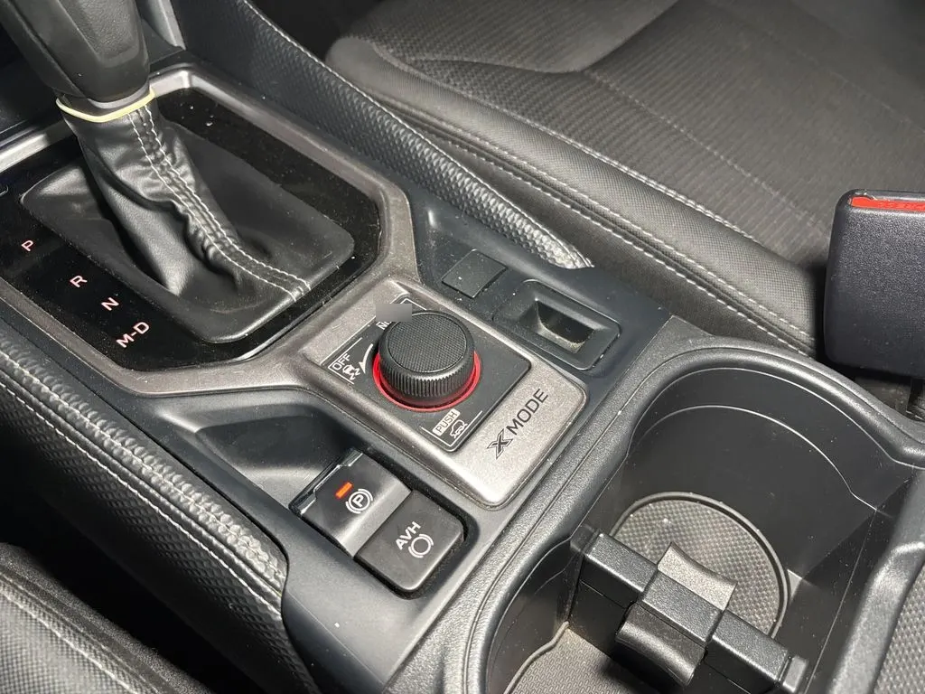 Subaru Forester 2.0i X Awd At 5p año 2025
