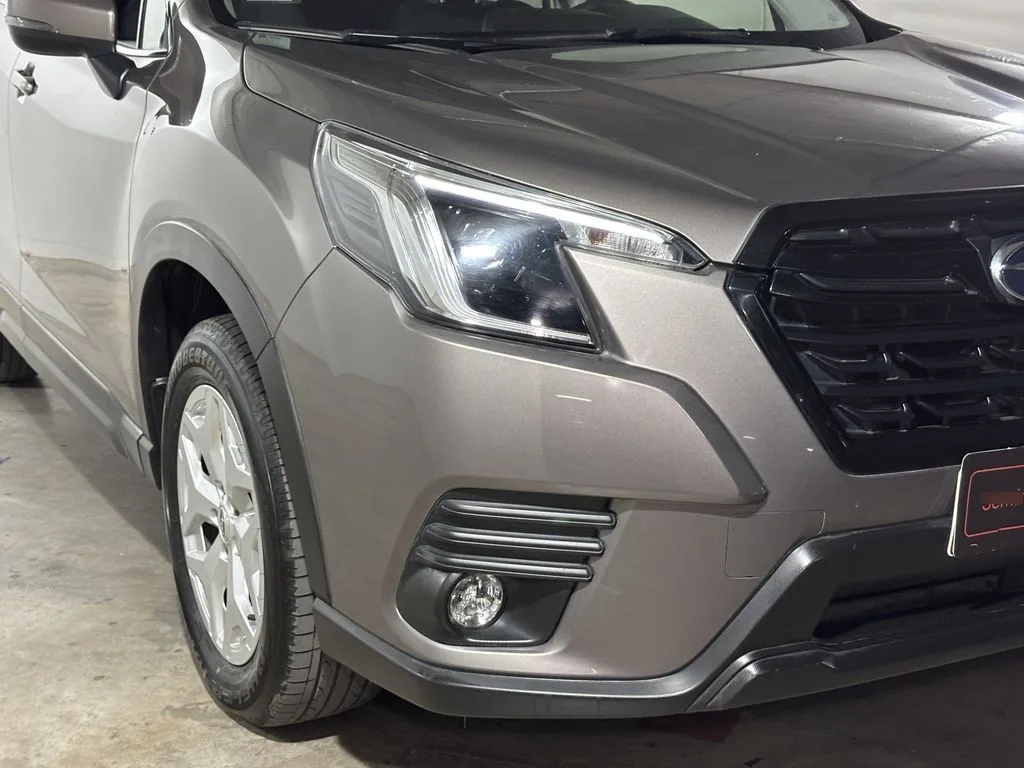 Subaru Forester 2.0i X Awd At 5p año 2025
