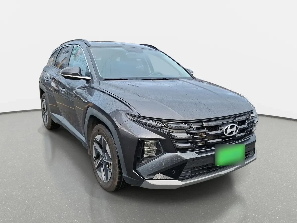 Hyundai Tucson 2.0 Nx4 Plus Fl Diesel 4wd At 5p año 2025
