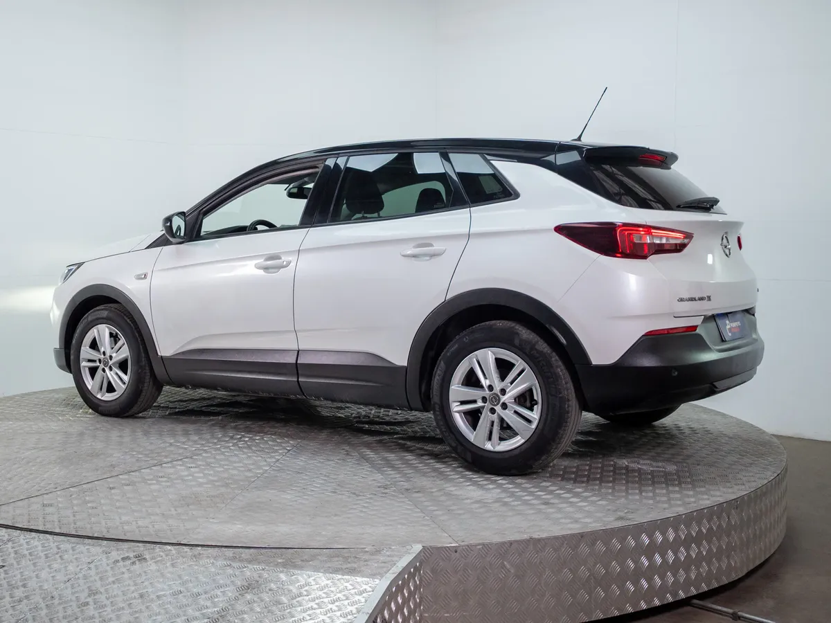 Opel Crossland X 1.2 X Editiont Mt año 2022