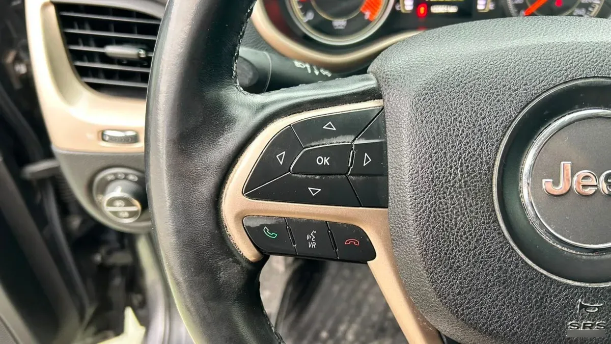 Jeep Cherokee Longitude 2.4 Aut año 2016