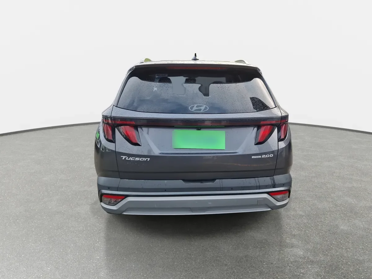 Hyundai Tucson 2.0 Nx4 Plus Fl Diesel 4wd At 5p año 2025