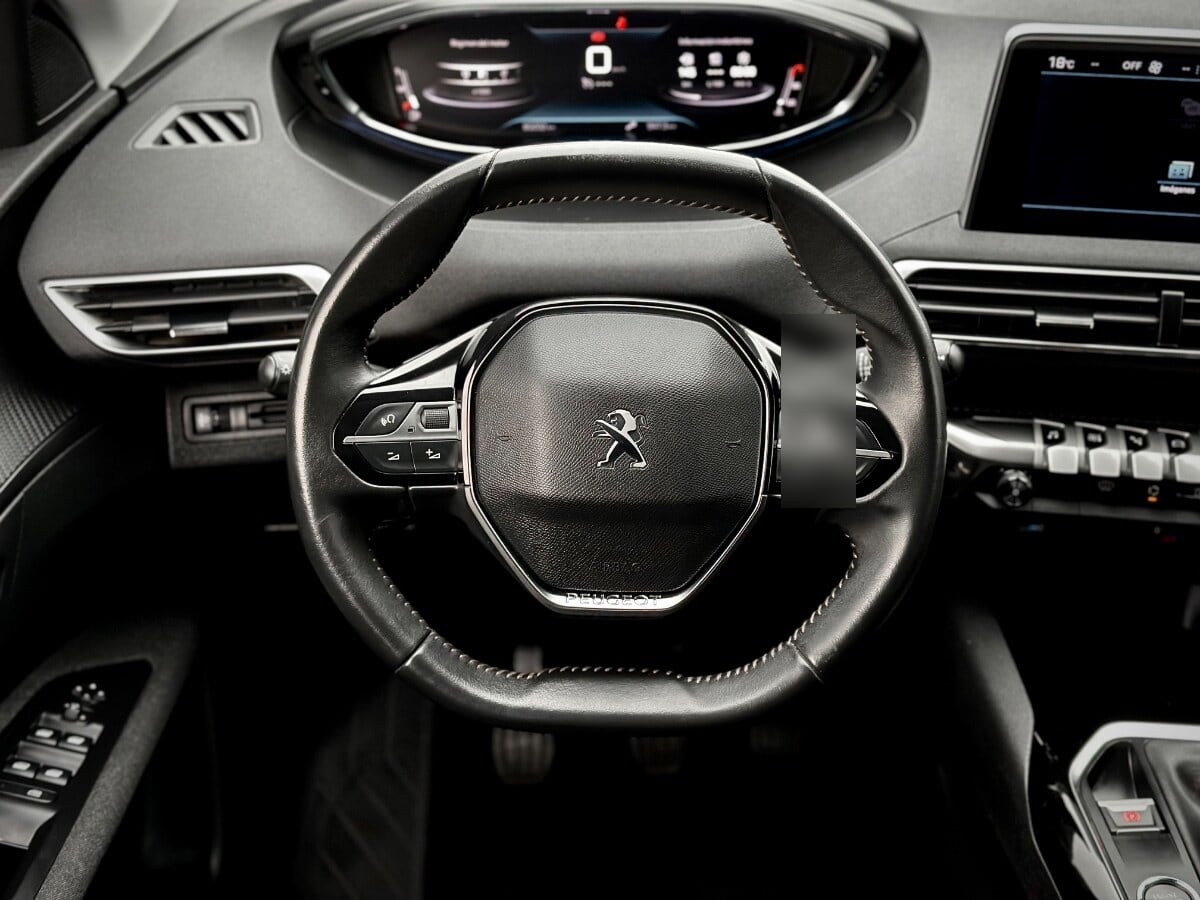 Peugeot 3008 Active Pack año 2022