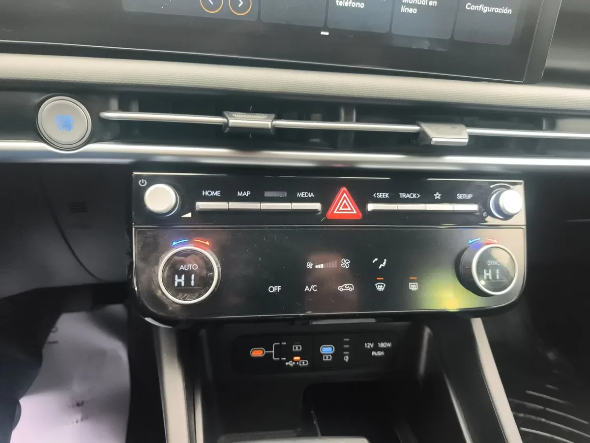 Hyundai Tucson 2.0 Nx4 Plus Fl Diesel 4wd At 5p año 2025