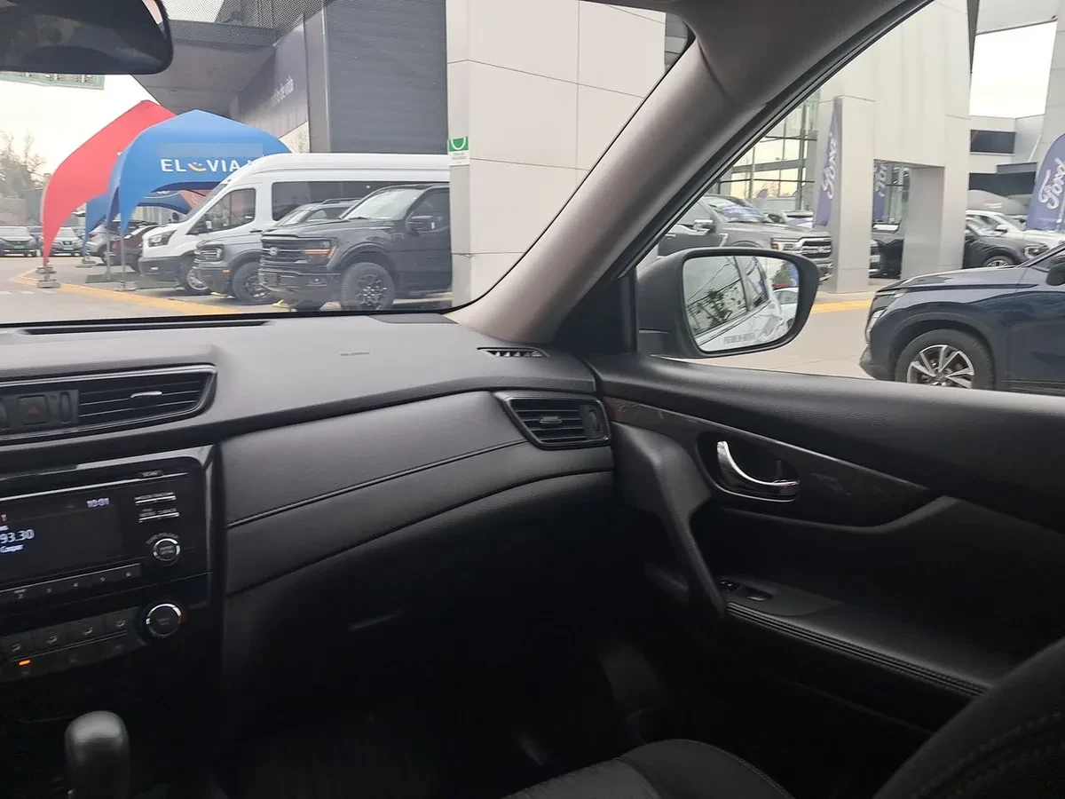 Nissan X-Trail 2.5 Sense 4x2 Cvt At 5p año 2018