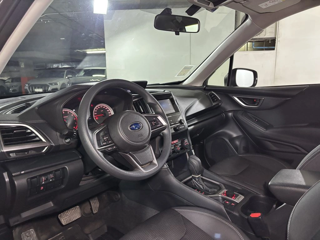 Subaru Forester 2.0i X Awd At 5p año 2025