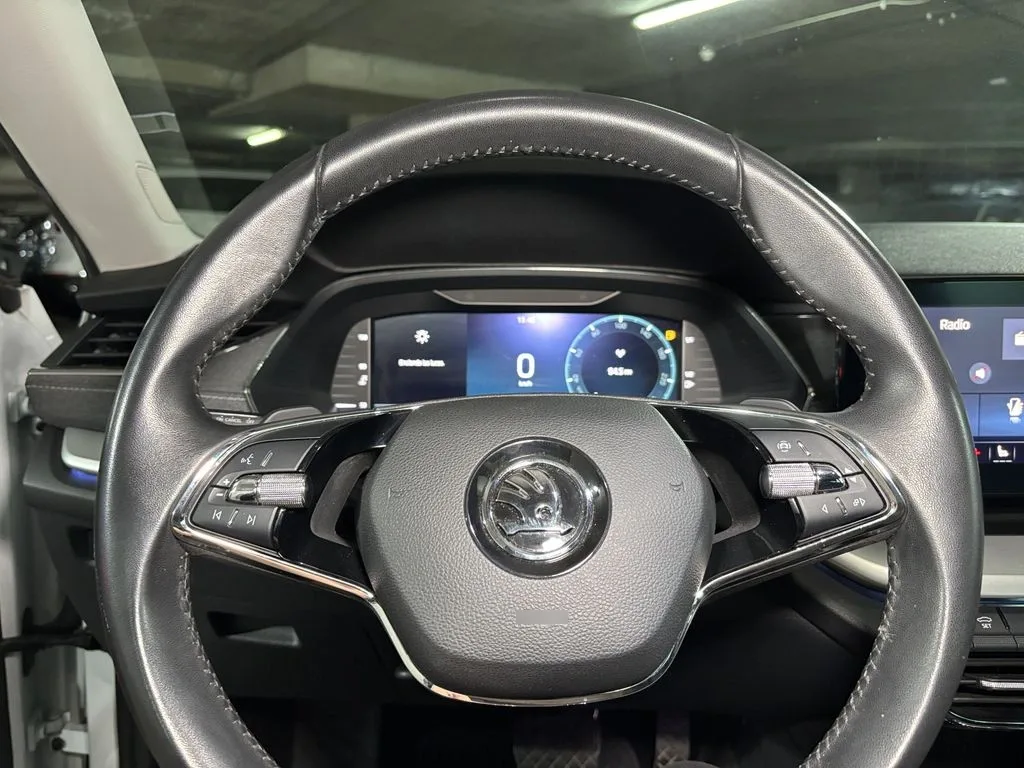 Skoda Octavia 1.4 Tsi At - Design año 2025