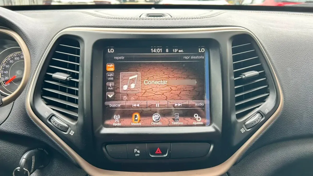 Jeep Cherokee Longitude 2.4 Aut año 2016
