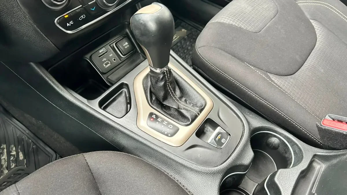 Jeep Cherokee Longitude 2.4 Aut año 2016