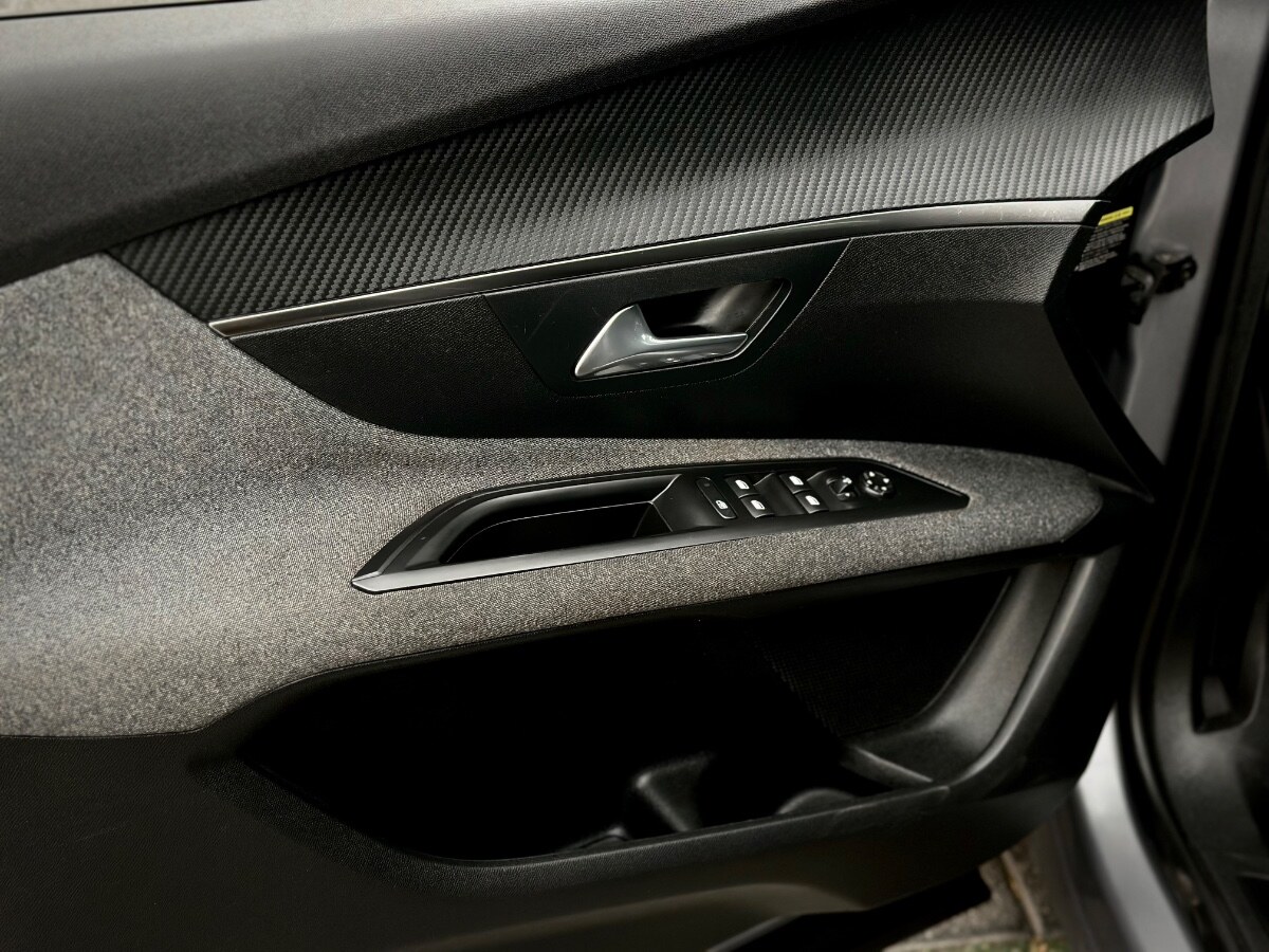 Peugeot 3008 Active Pack año 2022