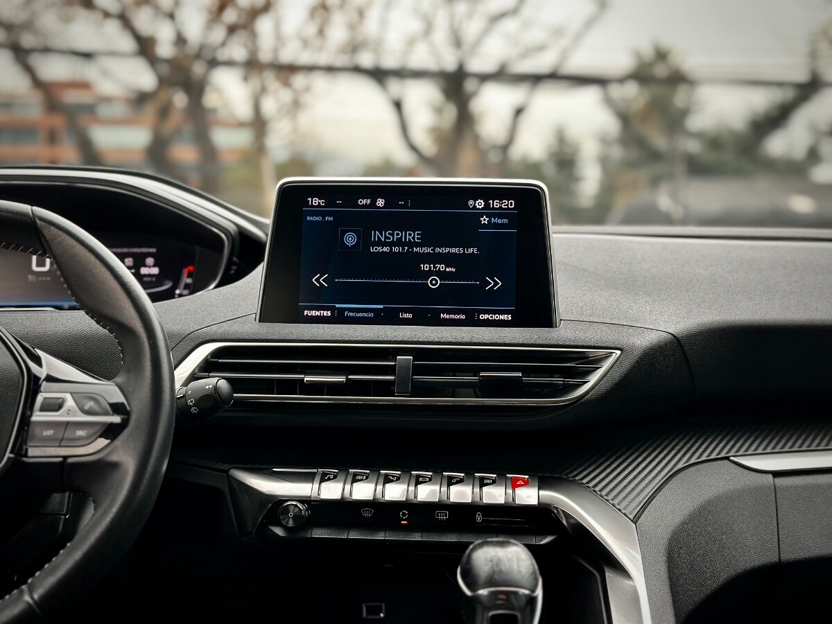 Peugeot 3008 Active Pack año 2022