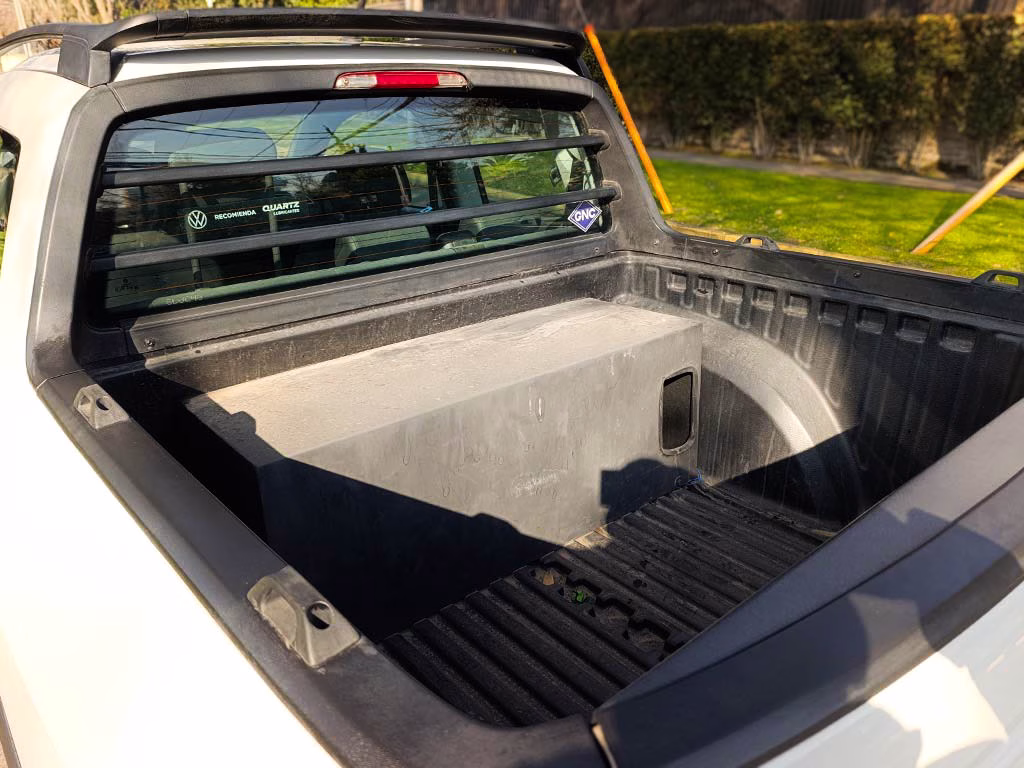 Volkswagen Saveiro 1.6 año 2022
