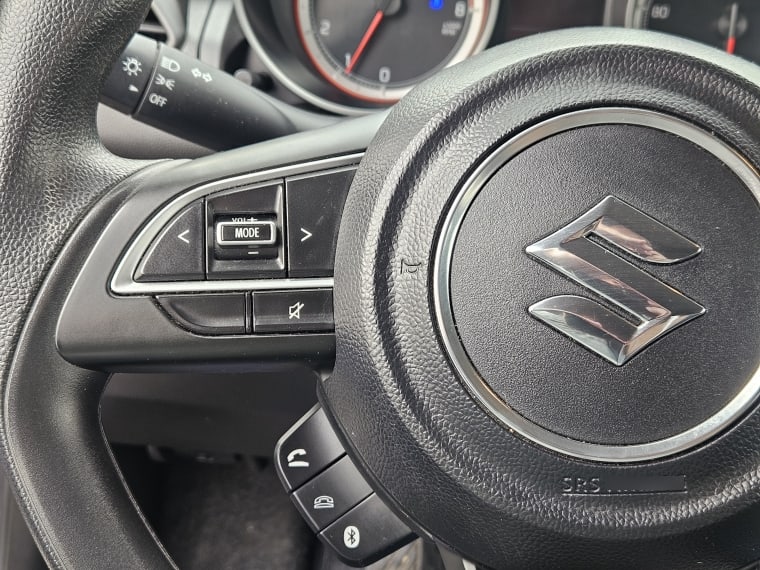 Suzuki Swift Glx 1.2 Mt año 2023