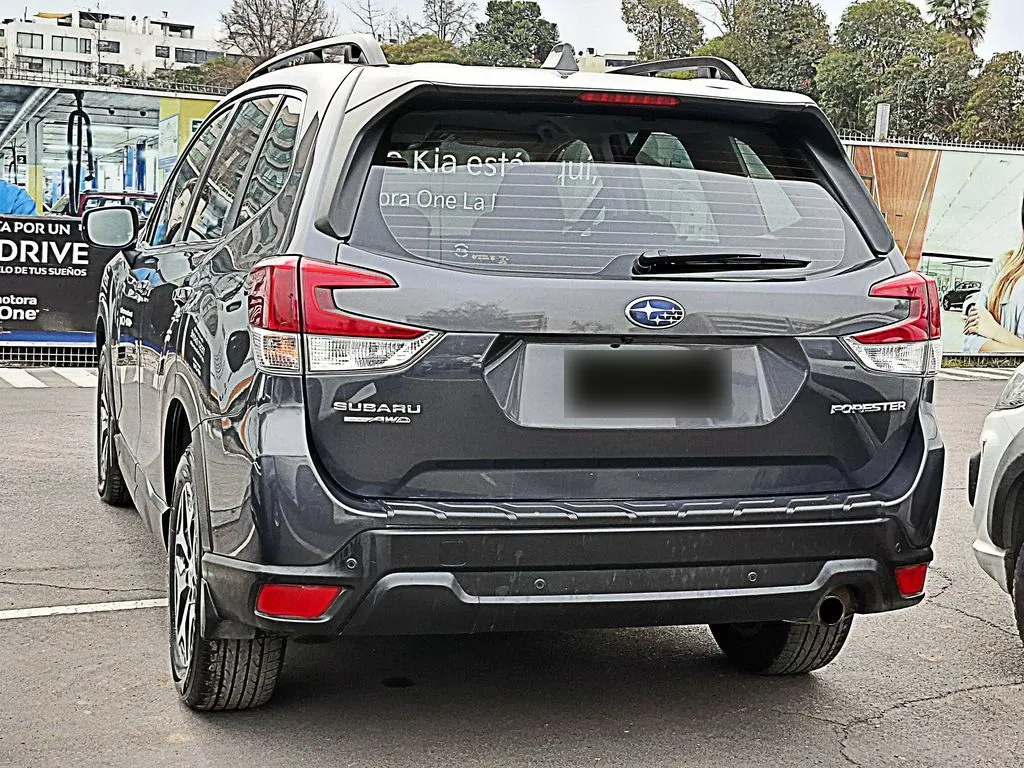 Subaru Forester 2.5 Dynamic Eyesight At 4x4 año 2022