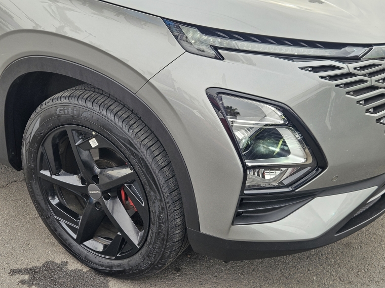 Omoda C5 Luxury 4x2 5p 1.5 Aut año 2026