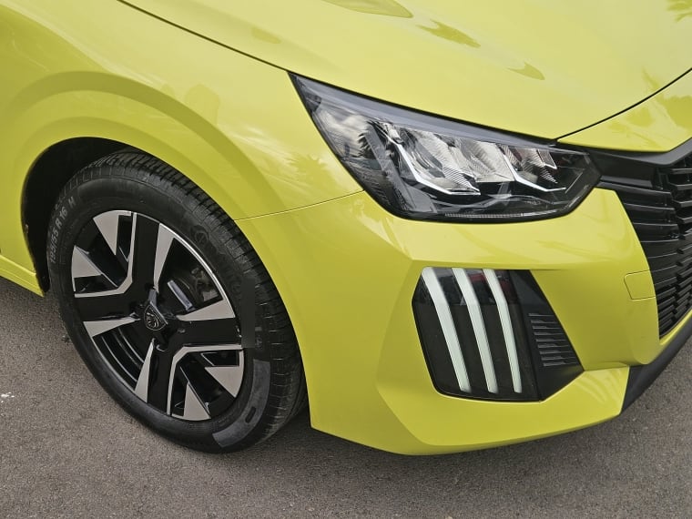 Peugeot 208 Active Puretech 100 Mt año 2025