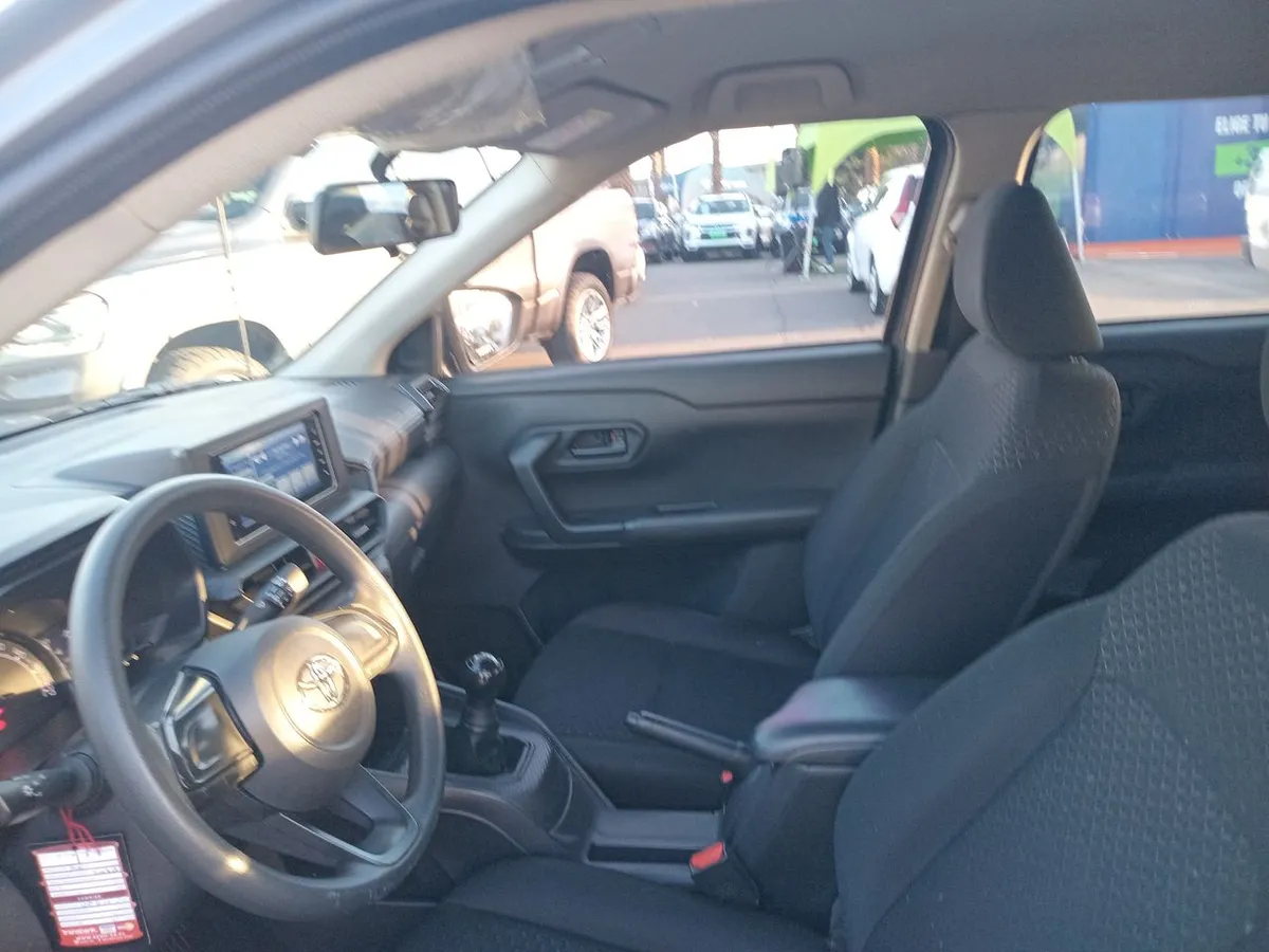 Toyota Raize 1.2 I 4x2 Mt 5p año 2023