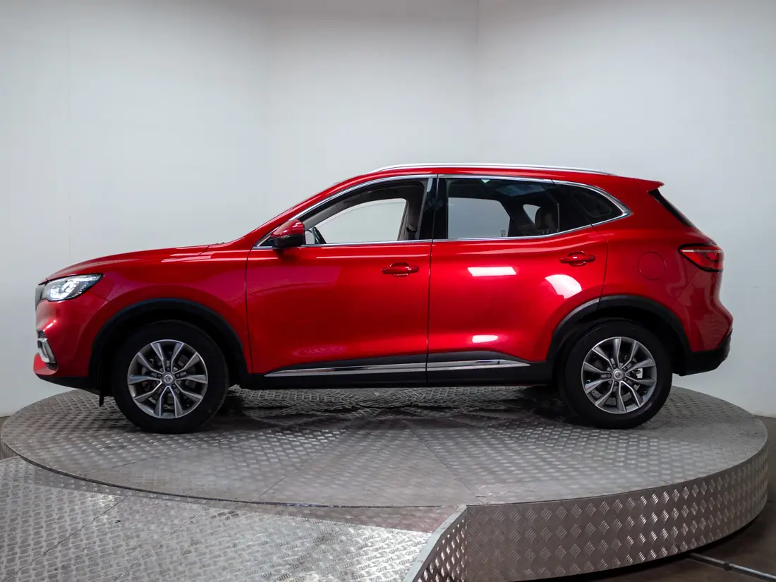 MG Hs 1.5t Com Mt año 2022