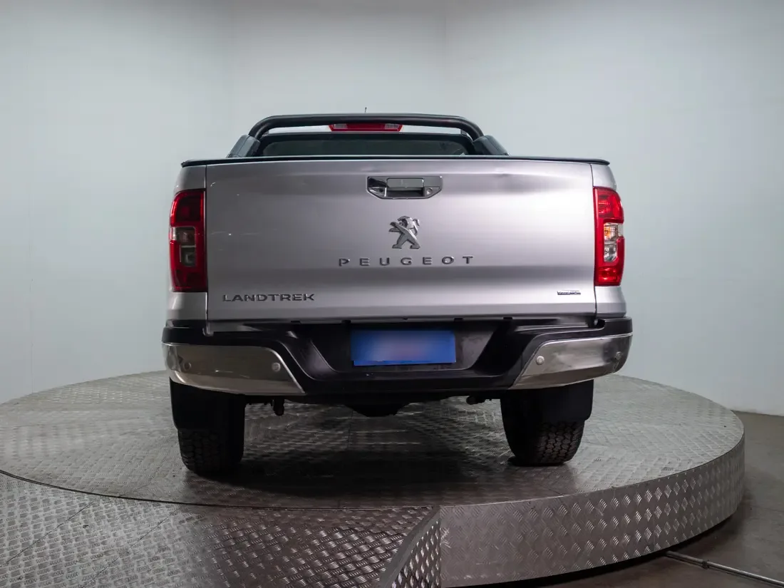 Peugeot Nuevo Landtrek Landtrek Active Bluehdi 180 4x4 At año 2024
