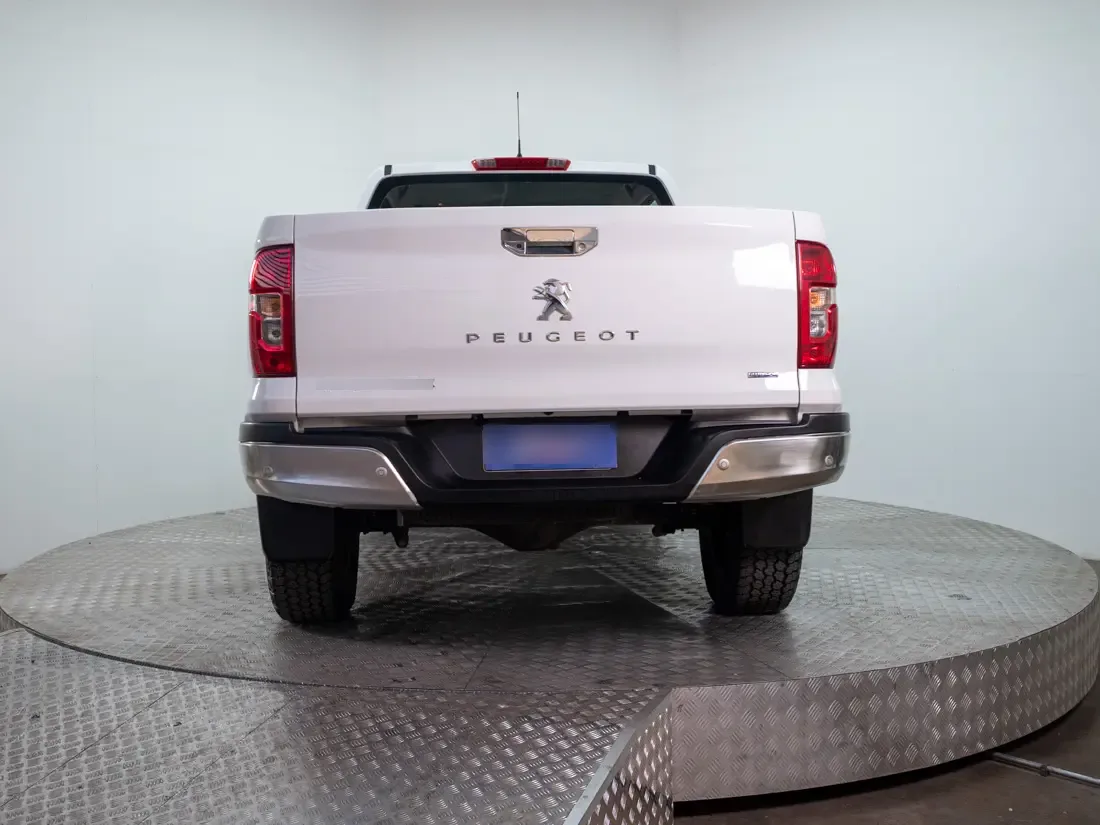 Peugeot Landtrek Landtrek Active Bluehdi 180 4x4 At año 2024
