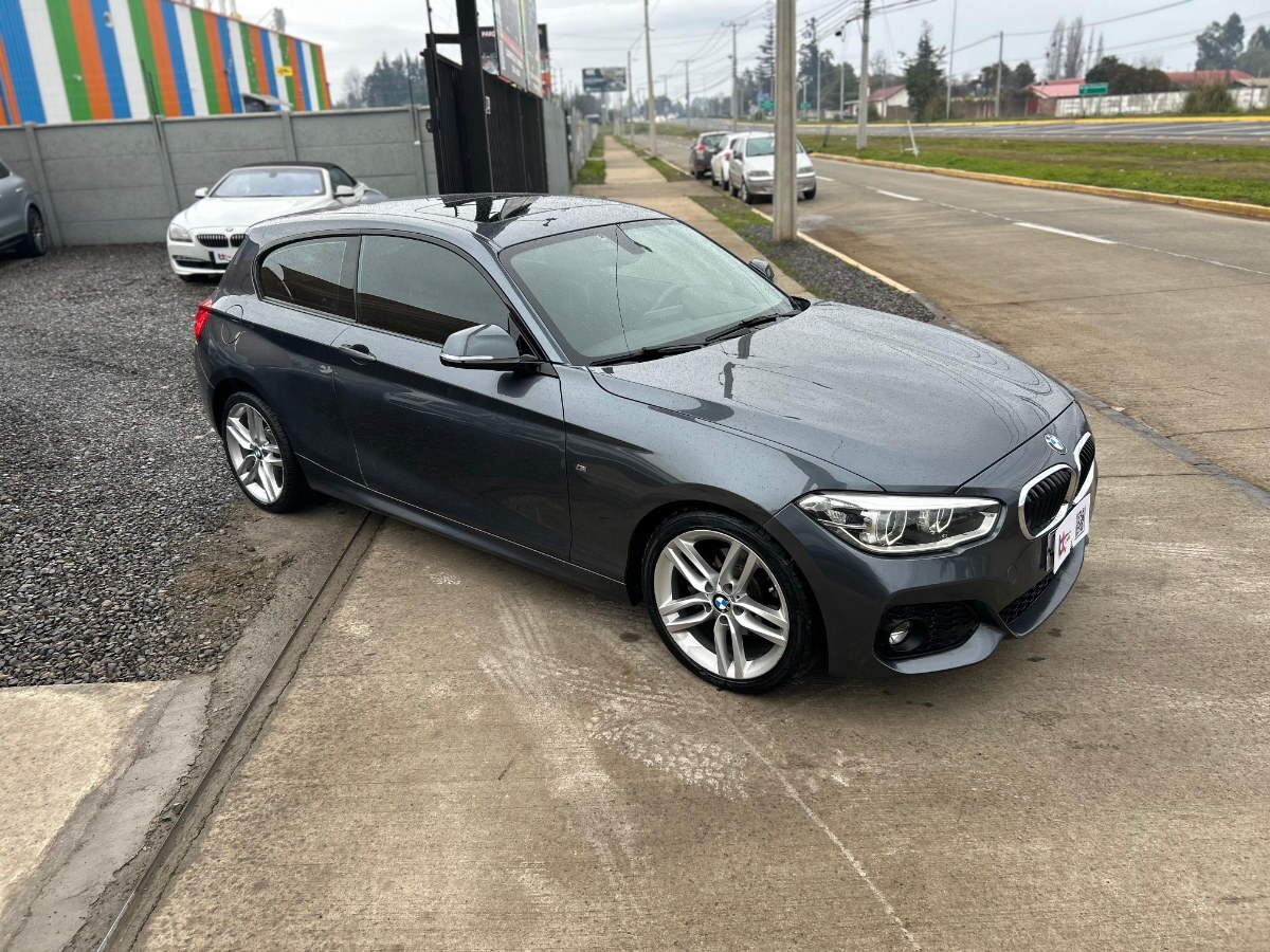 Bmw 120i Sport Lci 2.0 Aut año 2017