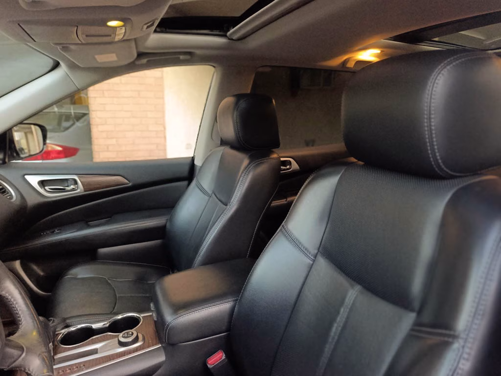 Nissan Pathfinder Exclusive 4x4 año 2018