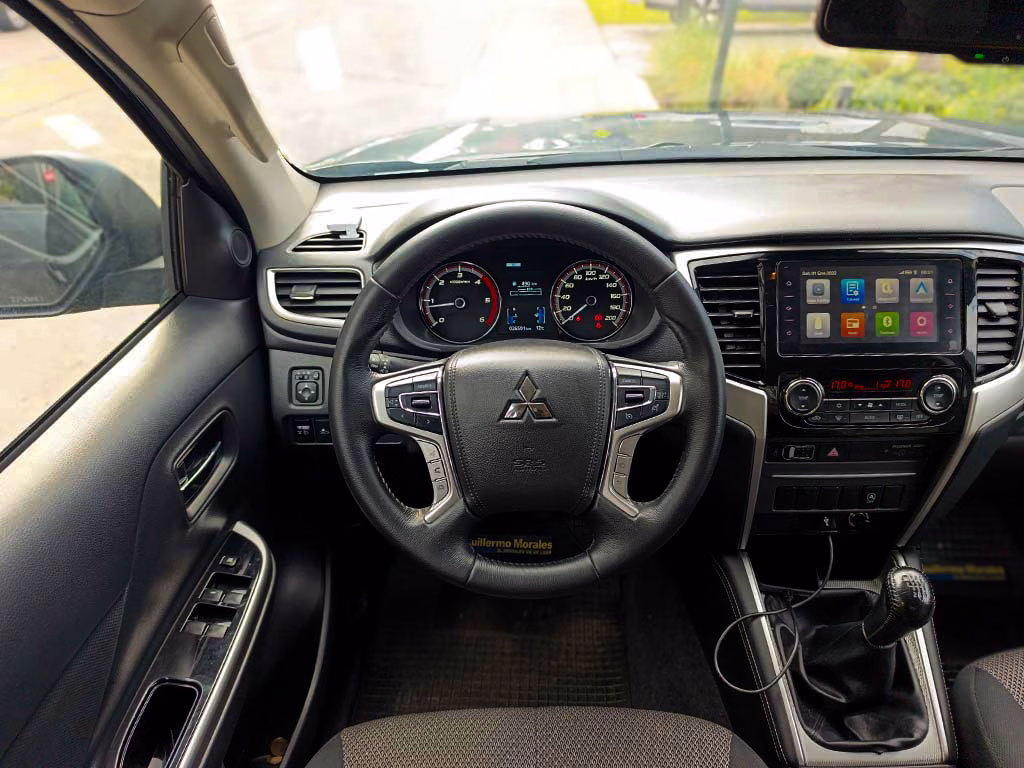 Mitsubishi L200 Dakar año 2024