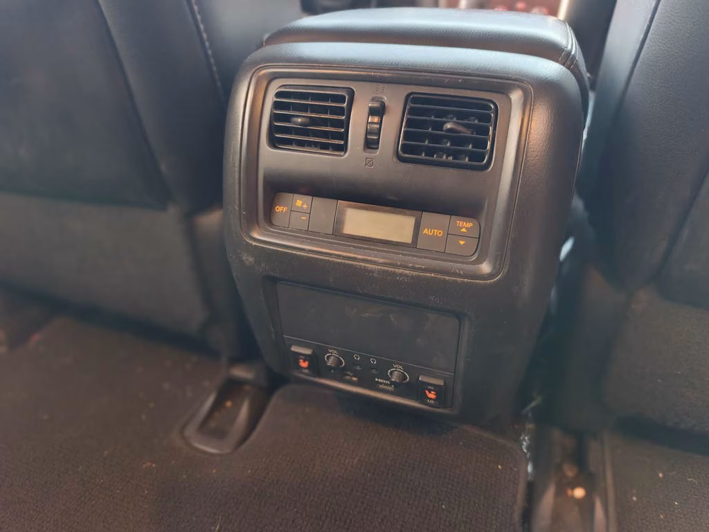 Nissan Pathfinder Exclusive 4x4 año 2018