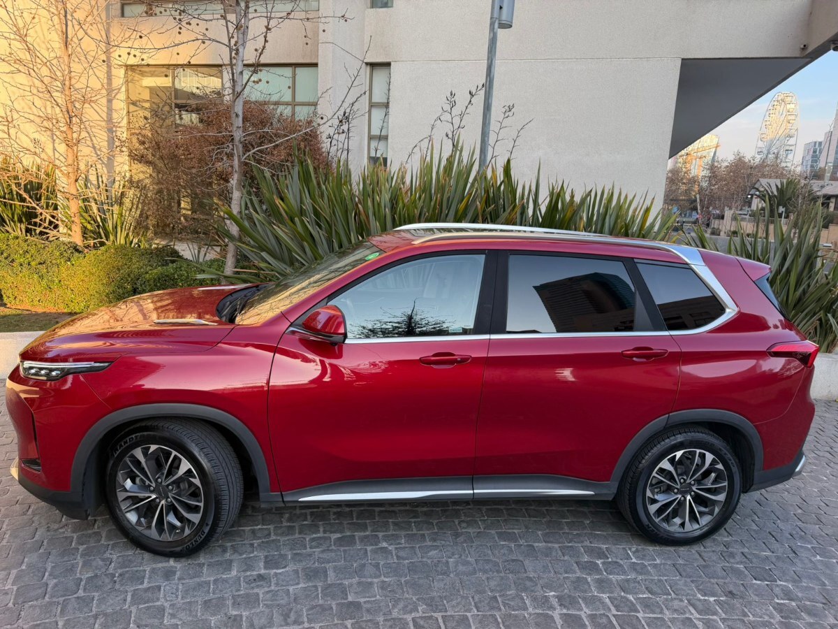 Maxus Euniq6 Euniq6 4x2 Aut año 2023