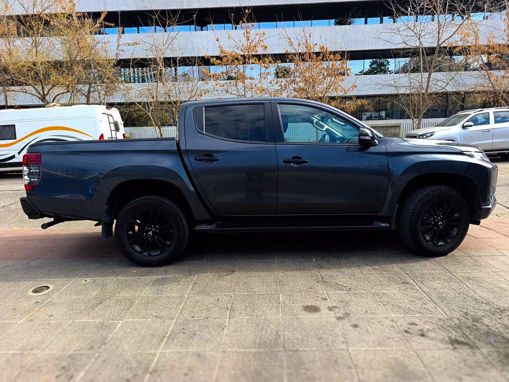Mitsubishi L200 Dakar año 2024