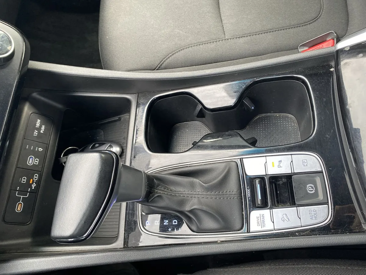 Hyundai Tucson 2.0 Nx4 Plus Fl Diesel 4wd At 5p año 2025