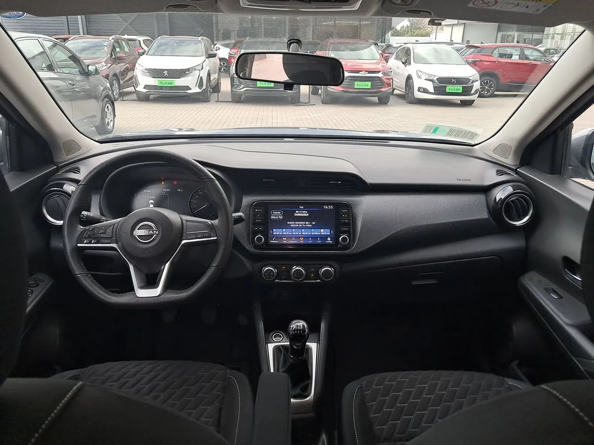 Nissan Kicks 1.6 Sense 4x2 Mt 5p año 2023