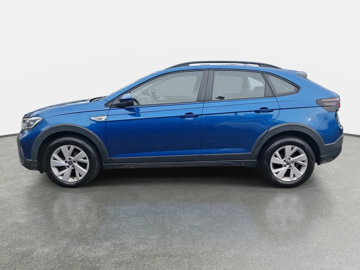 Volkswagen Nivus 1.0 Tsi Comfortline 4x2 At 5p año 2023