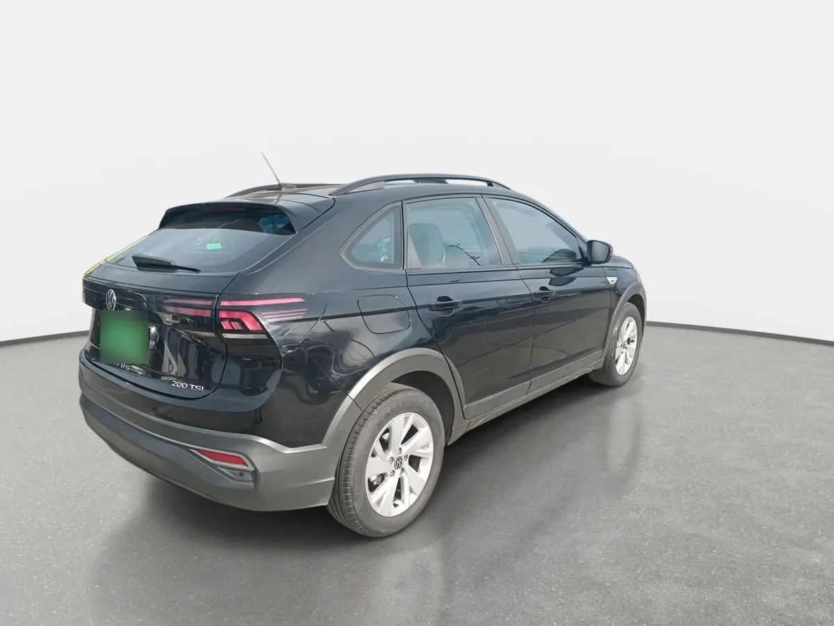 Volkswagen Nivus 1.0 Tsi Comfortline 4x2 At 5p año 2023