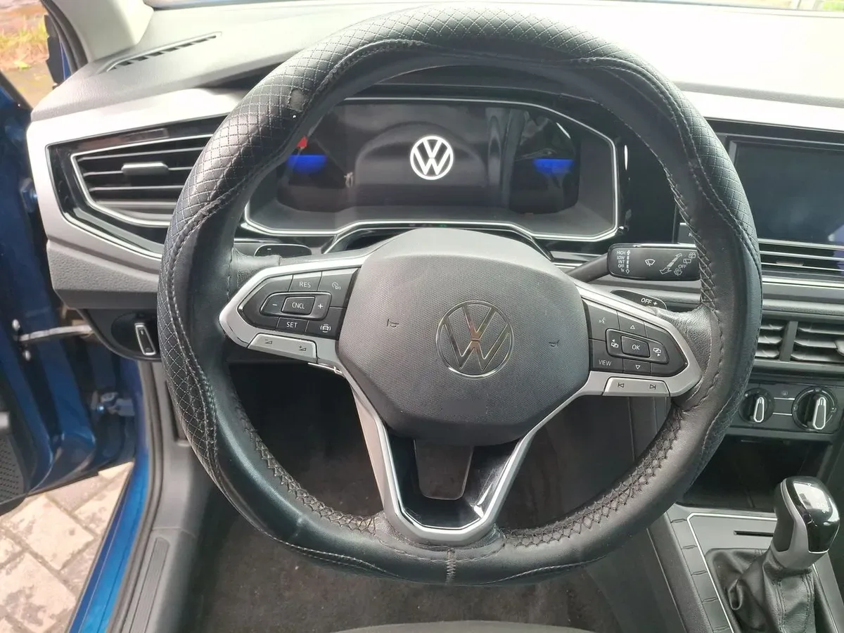 Volkswagen Nivus 1.0 Tsi Comfortline 4x2 At 5p año 2023