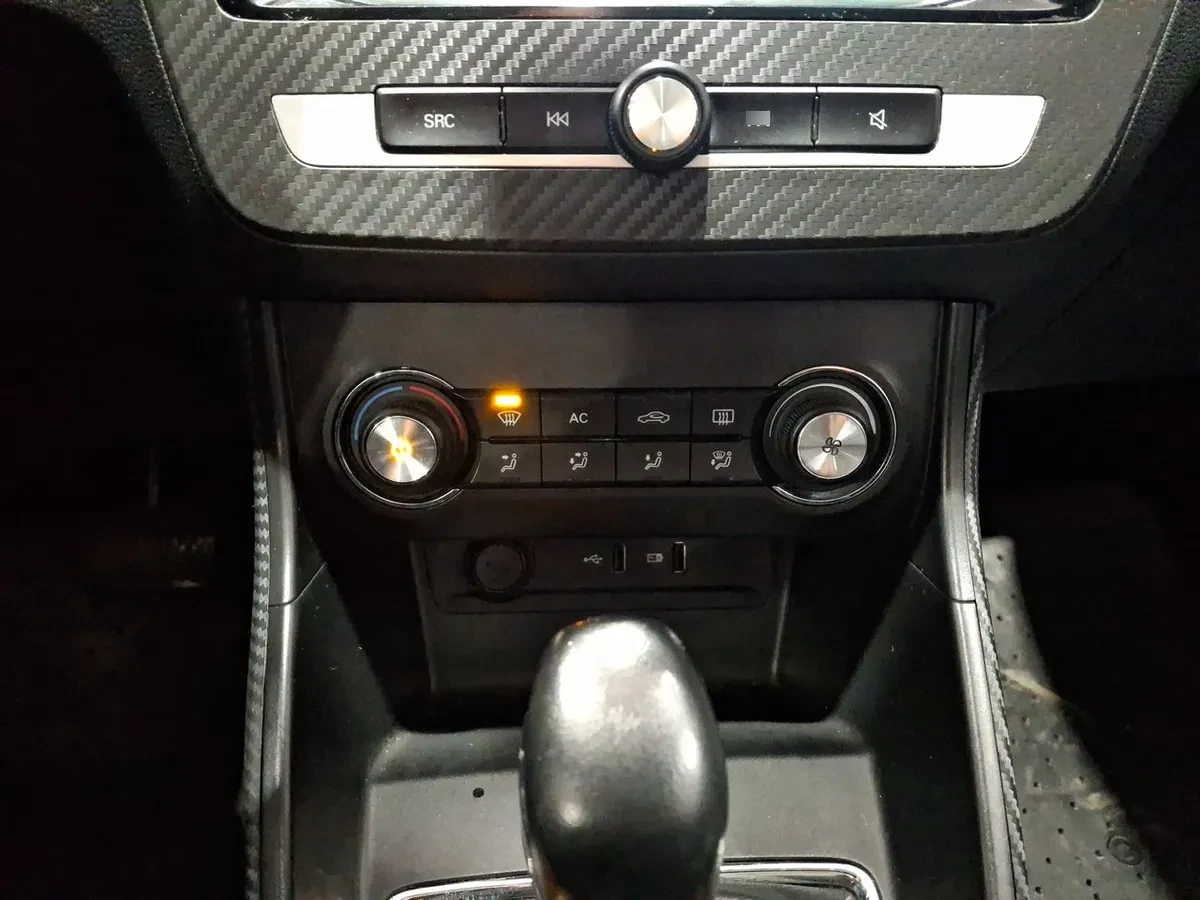 MG Mg Zs 1.5 Comfort 4x2 At 5p año 2023