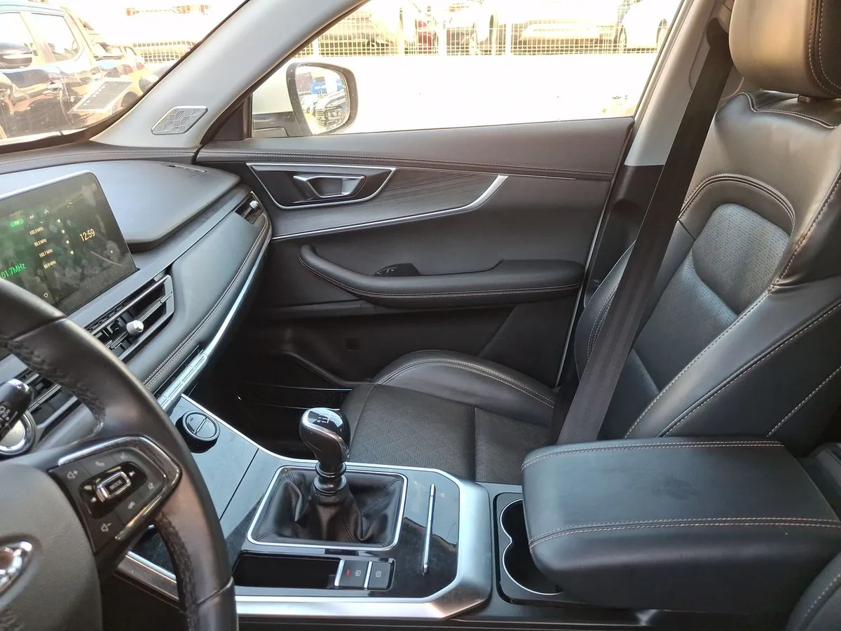Chery Tiggo 8 1.5t Gls 4x2 Mt6 5p año 2023