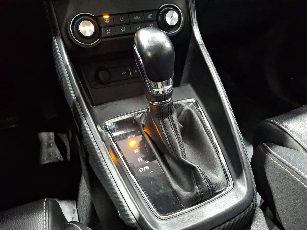 MG Mg Zs 1.5 Comfort 4x2 At 5p año 2023