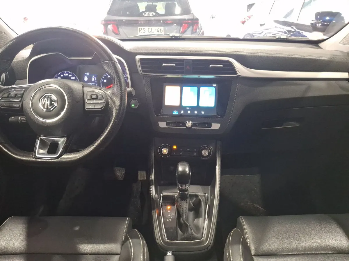 MG Mg Zs 1.5 Comfort 4x2 At 5p año 2023