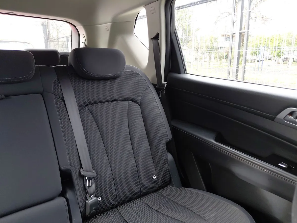 Ssangyong Rexton 2.0t Lx Awd 6ab 6at 5p año 2023