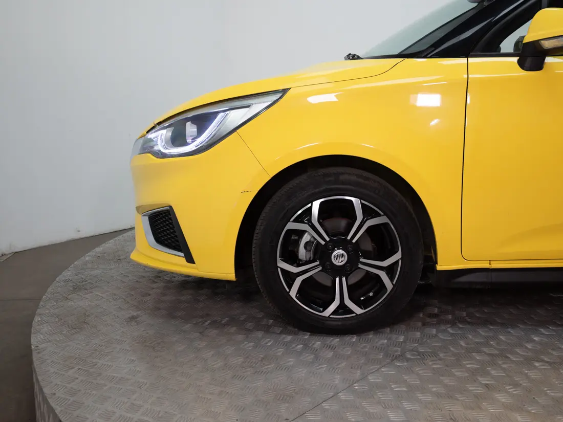 MG 3 Mg 3 1.5 Com Mt año 2024