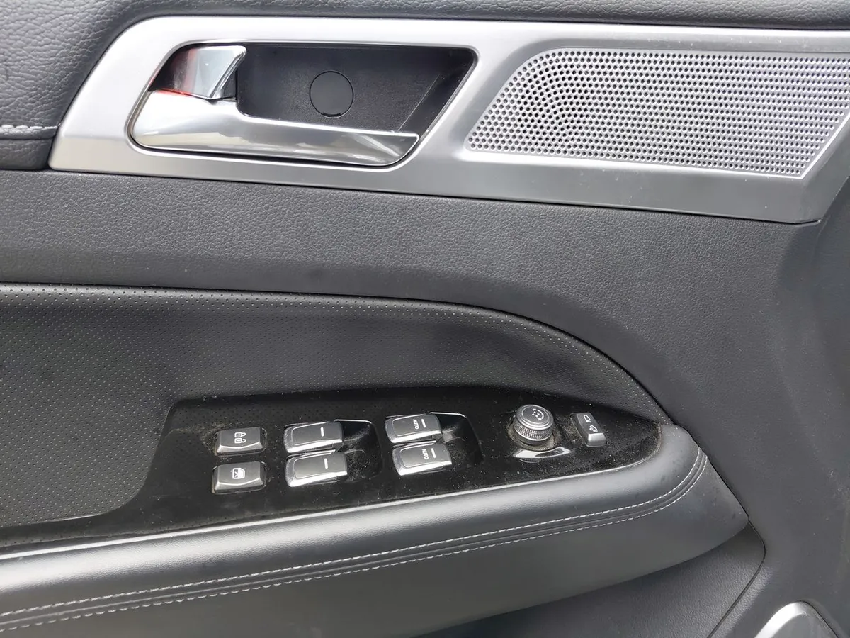 Ssangyong Rexton 2.0t Lx Awd 6ab 6at 5p año 2023