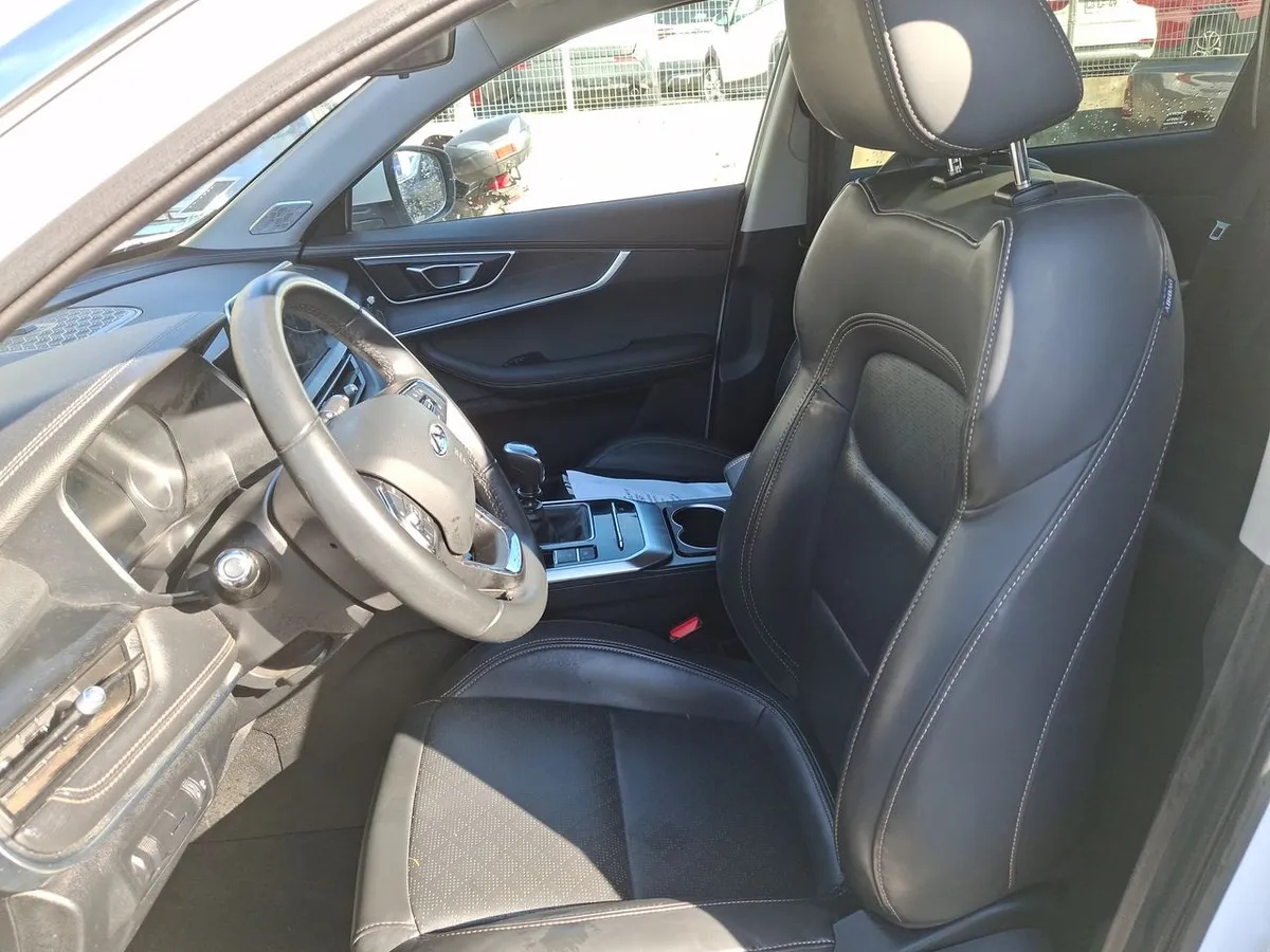 Chery Tiggo 8 1.5t Gls 4x2 Mt6 5p año 2023